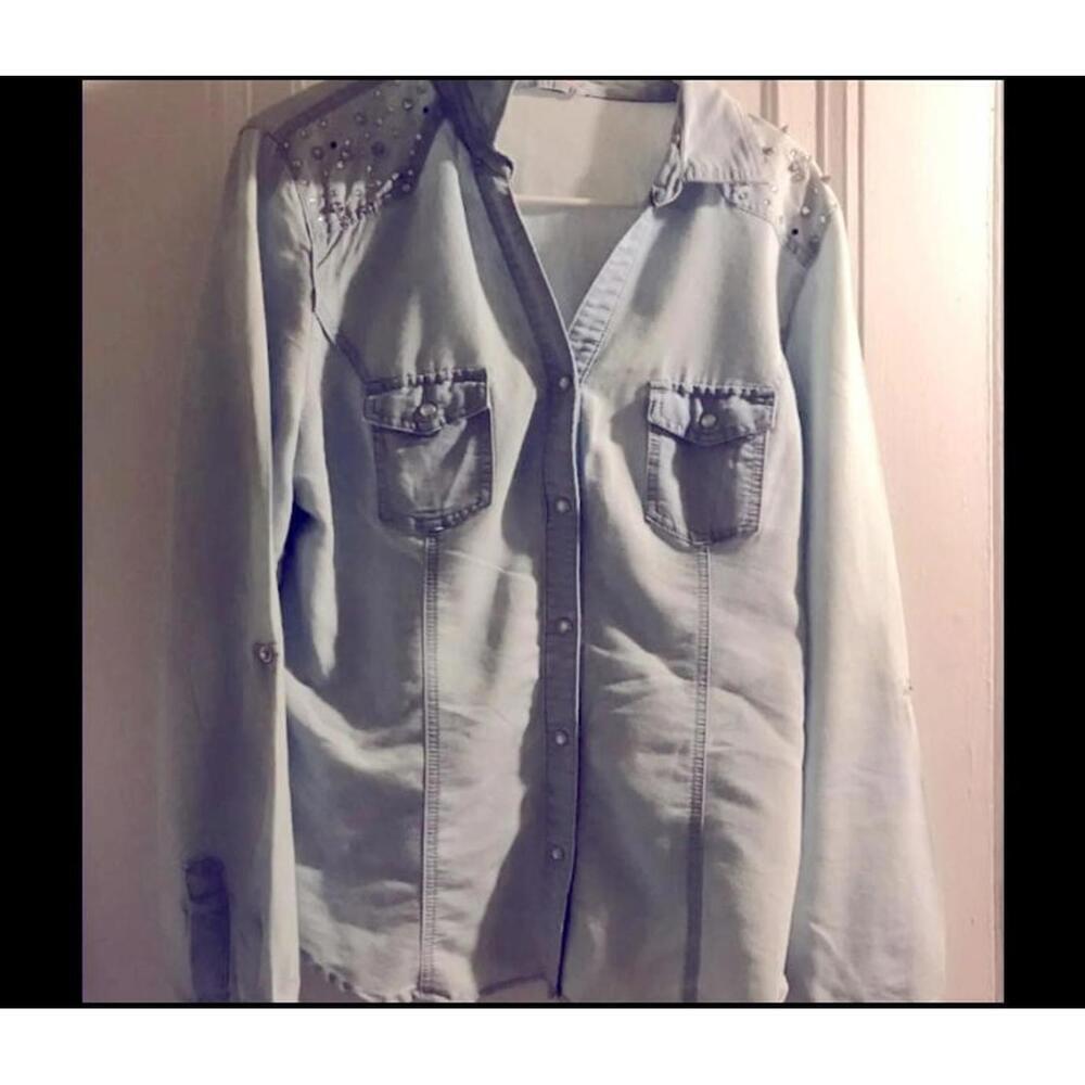 XL Bongo Rhinestone/Spikes Denim Shirt​​
